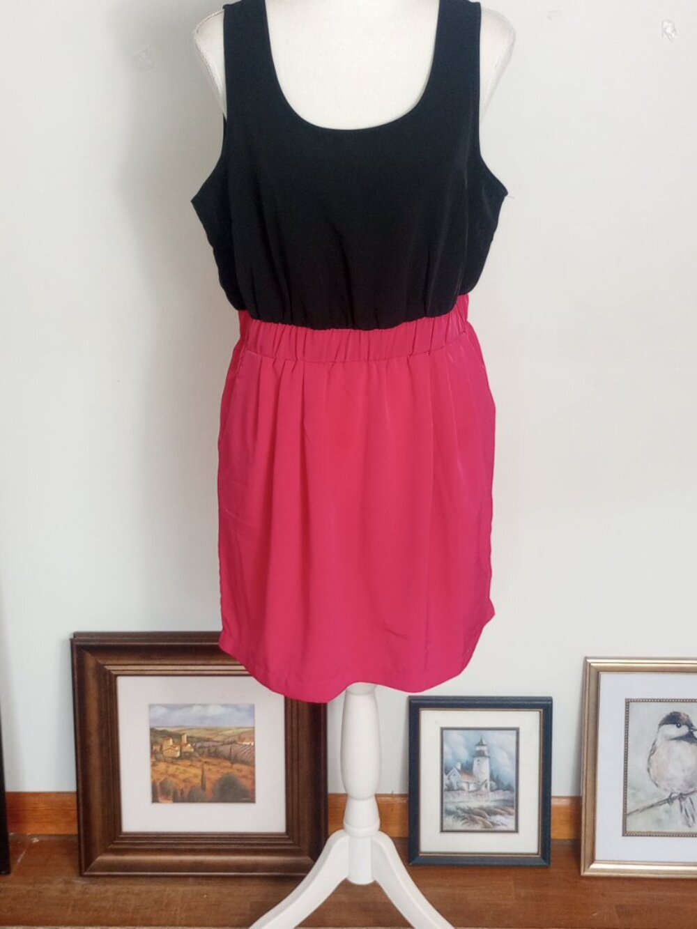 Cute Summer Tank Dress with Pockets! / Size Large / Forever 21
